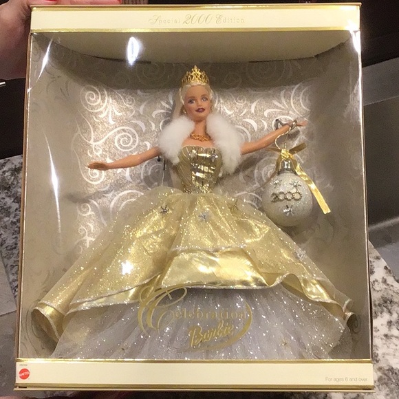 Barbie Celebration Special 2000 Edition in Gold and Silver Dress NIB